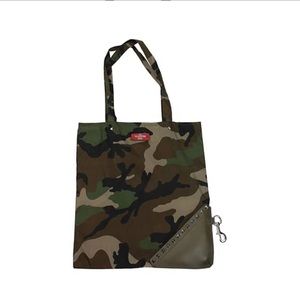 VALENTINO | Camouflage Studded Logo Reusable Bags
